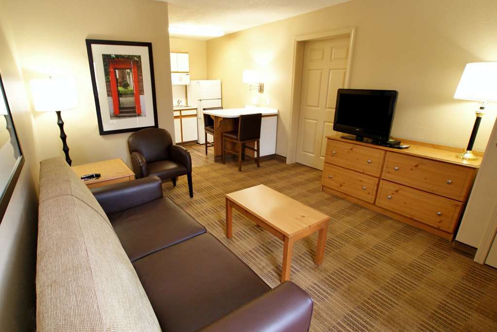 Extended America - - Arboretum - South Hotel Austin